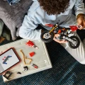 LEGO Klocki Technic 42238 Motocykl Ducati Desmo450 MX Factory